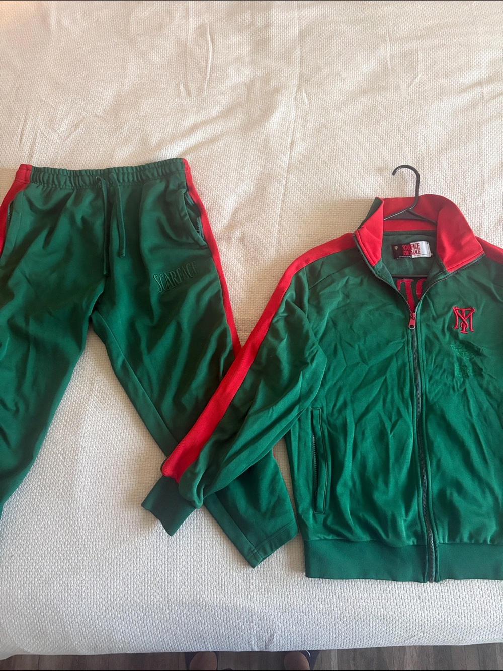 Men's Green & Red Track Jacket and Joggers Set by Sorriso
